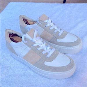 Women’s Paul Green Platform Runner